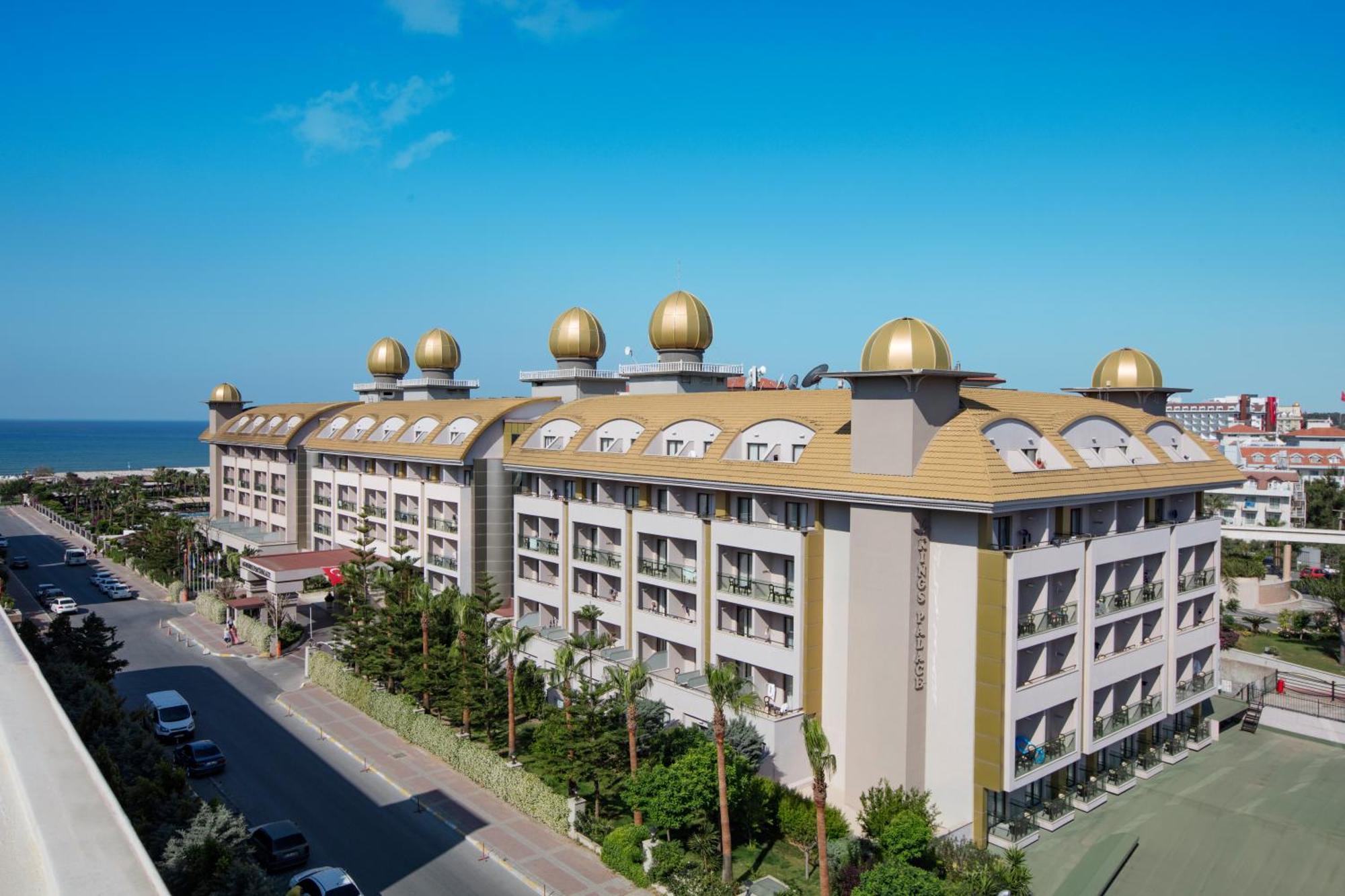 Aydinbey King'S Palace & Spa Side Exterior foto